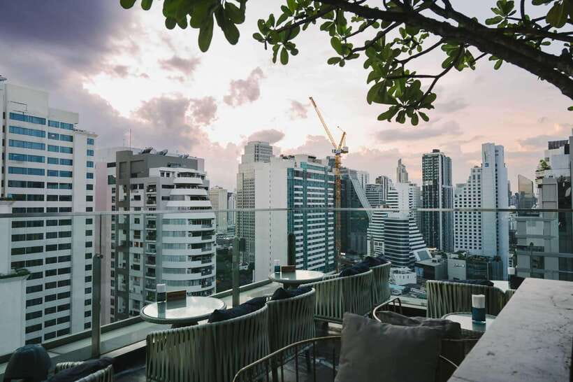 Bangkok: Sky on 20 Rooftop Bar With Free Flow Drinks - Views from the 26th floor: why the skyline feels different here