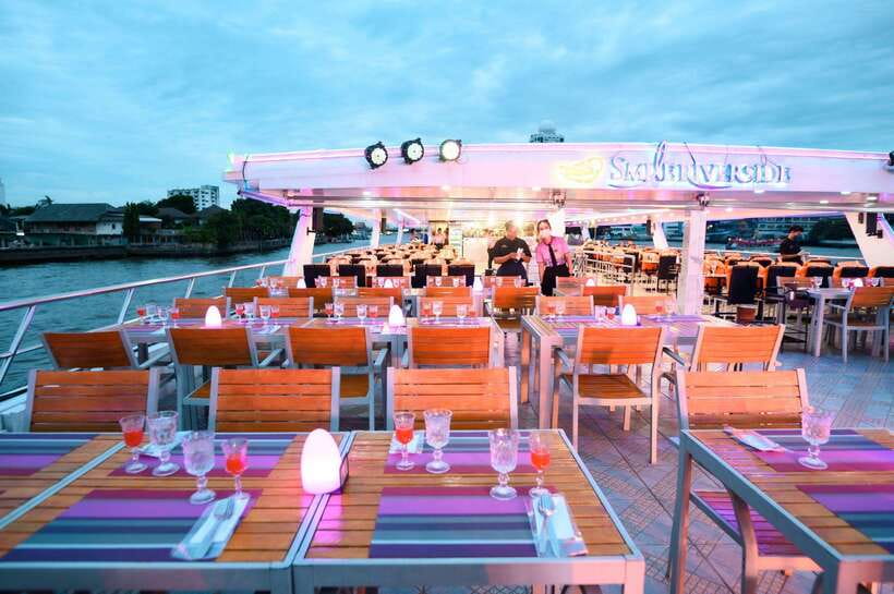 Bangkok: Smile Riverside Dinner Cruise - Icon Siam Meeting Point: Pier Times You Should Actually Plan Around