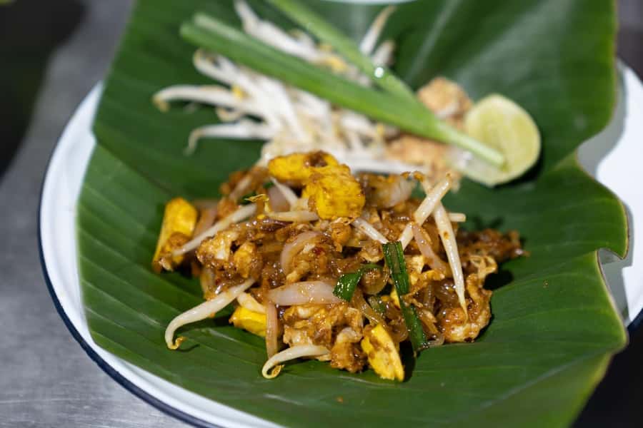 Bangkok Street Food and Night Lights by Tuk Tuk - Trok Rong Moo Noodle stop: the warm-up that sets your taste expectations
