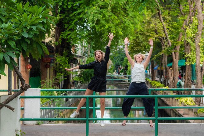 Bangkok Street Hidden Gems Photography Tour - Historic boulevard walking and royal-temple photography