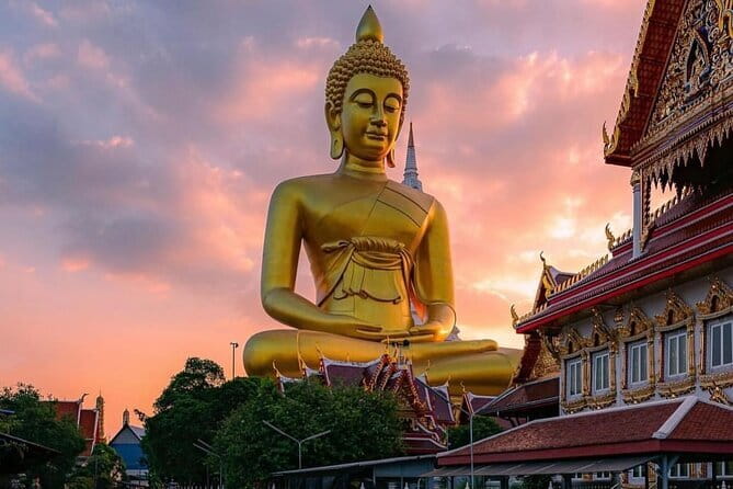 Bangkok : Sunset Food tour by Tuk Tuk boat with big Buddha view - Talat Phlu and the 100-Year-Old Train Market Stop