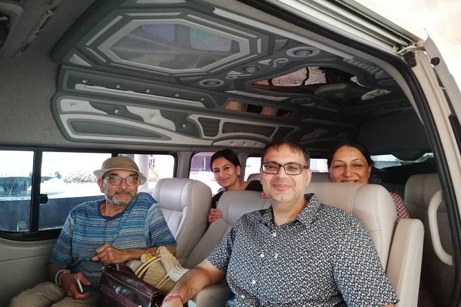 Bangkok (Suvarnabhumi) Airport Transfer - Central Bangkok Hotel - The mini van ride: comfort, safety, and small perks