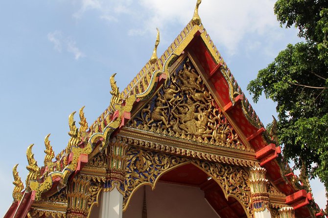 Bangkok Temples and City Highlights Tour - Why the tour ends at Gems Gallery International (and how to handle it)
