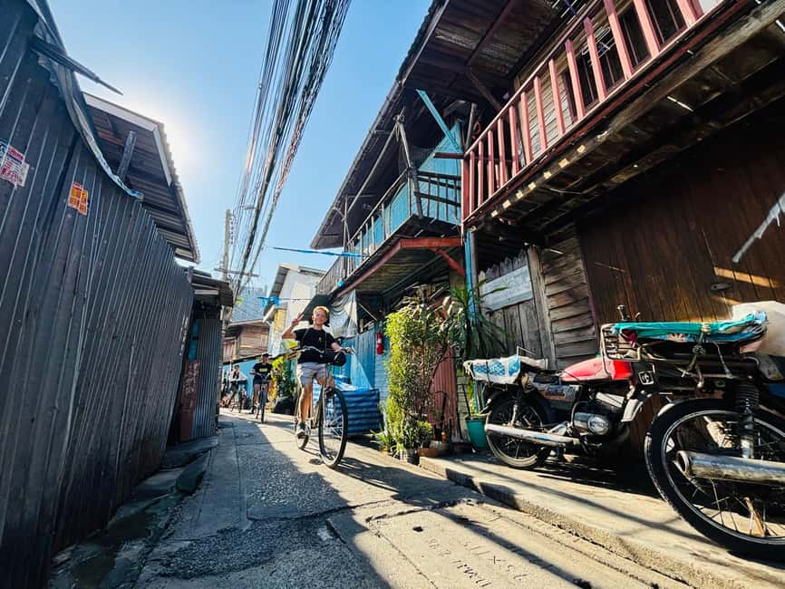 Bangkok: Temples, Canals & Local Life Bike Tour - Talat Phlu (Phlu Market): everyday Bangkok before the temples