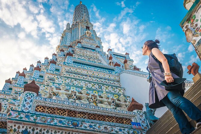 Bangkok Temples Tour at Wat Arun, Wat Phoa and Wat Saket - Stop 1: Wat Saket (The Golden Mount) and that gold chedi story