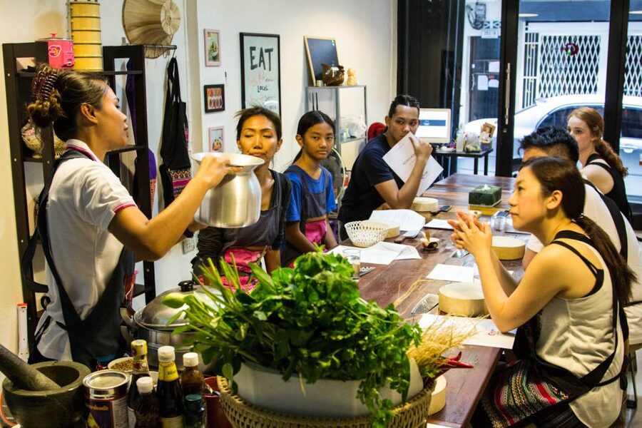 Bangkok: Thai Cooking Class and Onnuch Market Tour - Back to the school: cooking four dishes without losing your mind