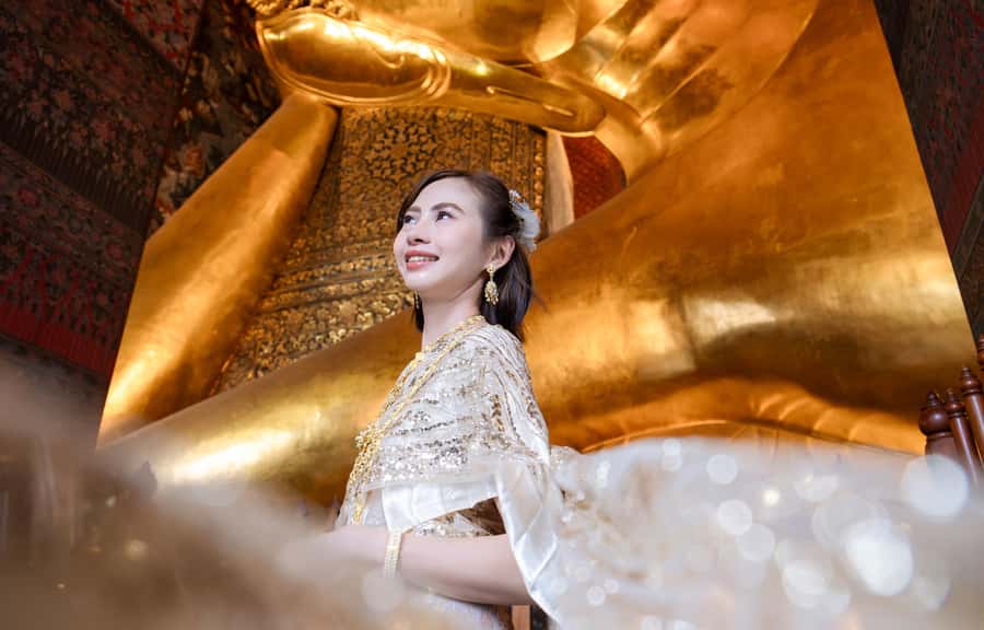 Bangkok: Thai Costume Photoshoot at Wat Arun - Key points at a glance