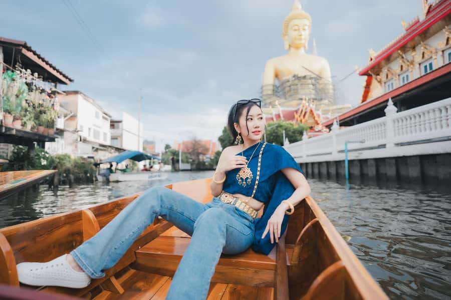 Bangkok:Thai costume with Long tail boat photoshoot - The long-tail boat ride around Wak Pak Nam (and why it’s worth it)