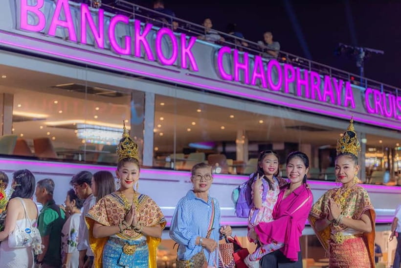 Bangkok: The Newest Luxury 5-Star Bangkok Chao Phraya Cruise - Dinner vs Sunset: Choosing the Right 2 Hours for Bangkok Lights