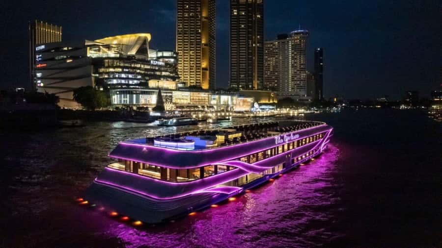 Bangkok: The Opulence Buffet Dinner Cruise with Live Band - The Buffet Dinner: Thai-Fusion That Actually Fills You Up