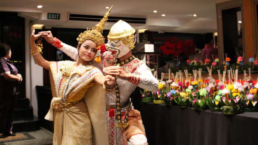 Bangkok: The Opulence Chao Phraya Lavish Dinner Cruise - Should You Bring a Camera for This Cruise?