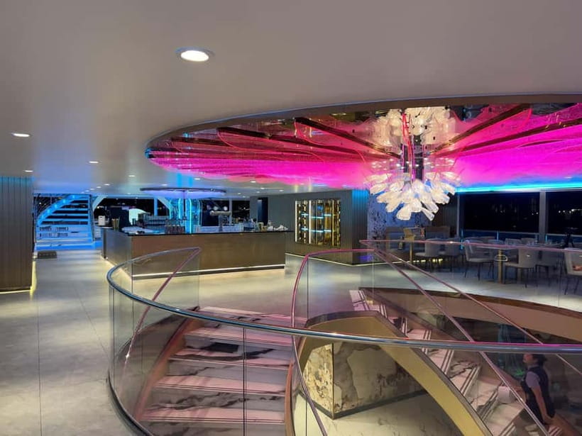 Bangkok: The Planet Cruise with Option Hotel Transfer - The 8–10 PM cruise rhythm: dinner and entertainment in motion
