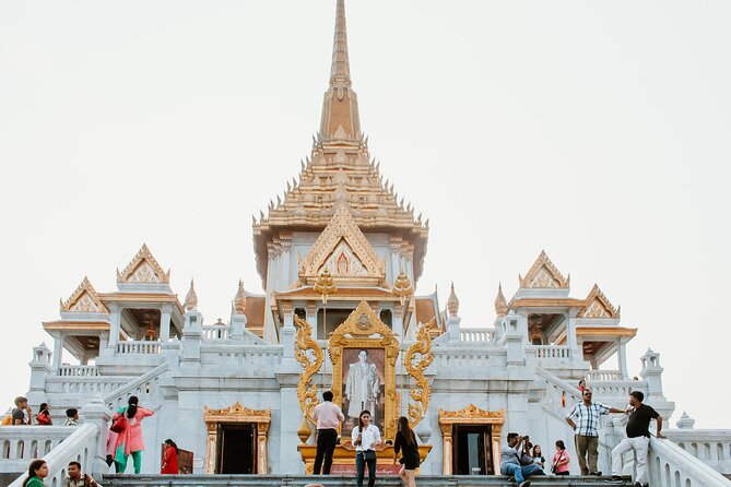 Bangkok Three Temples and The City - Guides make the day: Nina, Sunee, Wan, Sunny, and Toon