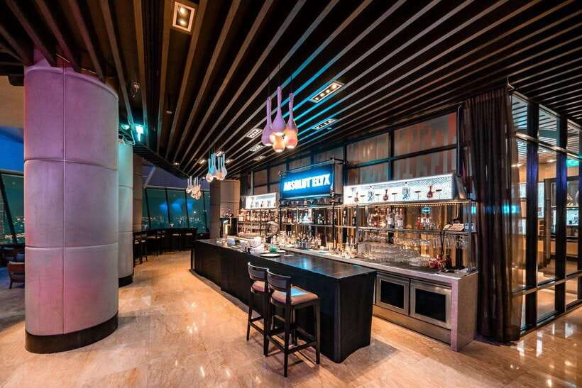 Bangkok: ThreeSixty Jazz Lounge at Millennium Hilton - How the 90 Minutes Flow (and How to Make Them Go Smoothly)