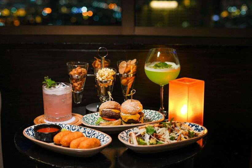 Bangkok: ThreeSixty Jazz Lounge at Millennium Hilton - Live Jazz in a Lounge Setting: What the Music Actually Means