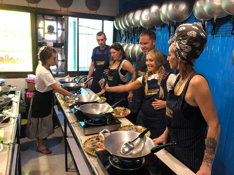 Bangkok: Tingly Thai Cooking School Half-Day Cooking Class - Tingly Thai Cooking School in Bangkok: A 3-hour plan that actually makes sense