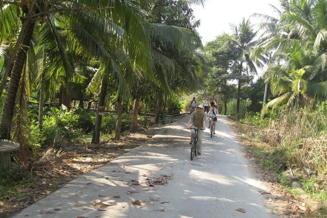 Bangkok Tour by Boat and Bike - Why pedal-and-paddle beats a typical Bangkok checklist