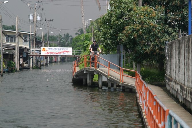 Bangkok Tour by Boat and Bike - Canal cruising: choose kayak or canoe for a calmer Bangkok view
