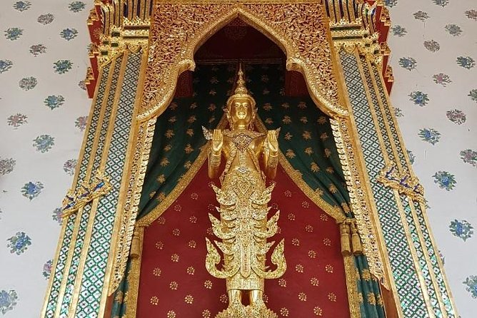 Bangkok Two Temple Tour: Wat Pho, Emerald Buddha & Grand Palace - How your guide (and driver) changes the whole experience