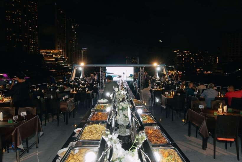 Bangkok: Unicorn Chao Phraya River Dinner Cruise - Service timing: when to be ready to board
