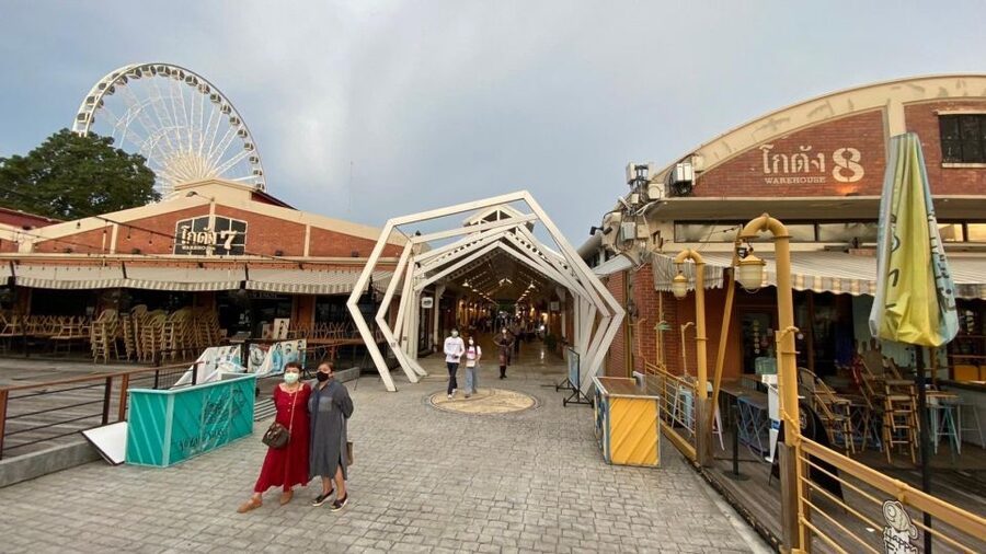 Bangkok: Viva Alangka Chao Phraya Dinner Cruise - Who this cruise is best for