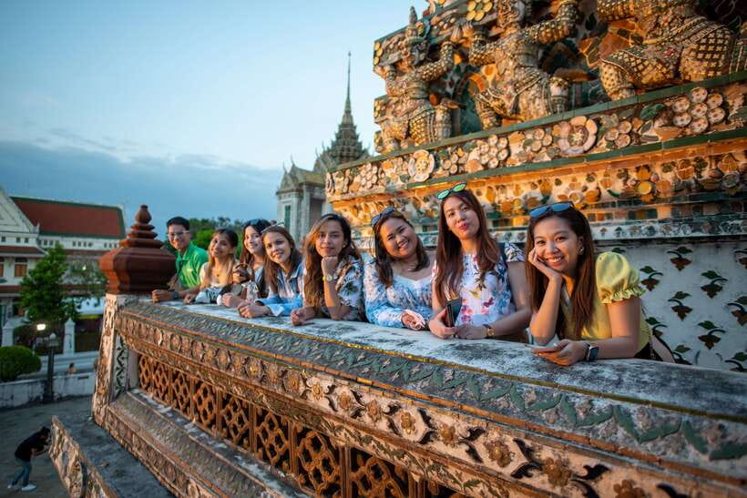 Bangkok: Wat Pho and Wat Arun Guided Walking Tour - A 3-Hour Temple Walk That Fits Real Schedules