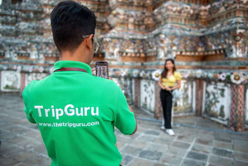 Bangkok: Wat Pho and Wat Arun Guided Walking Tour - Starting at Tha Tian Pier: Set Your Bearings Along the River