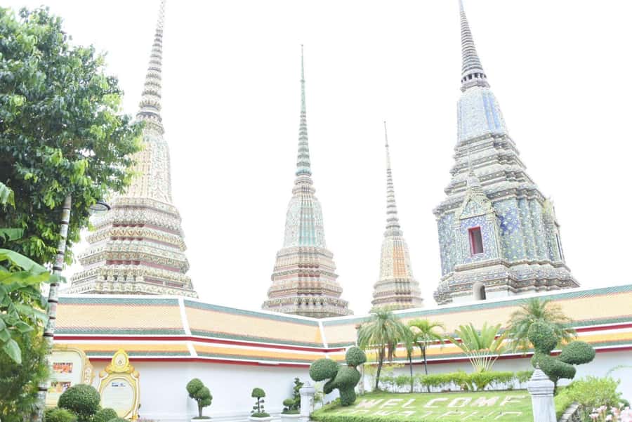 Bangkok: Wat Pho & Wat Arun Half-Day Private Walking Tour - Crossing the Chao Phraya: The Shuttle Boat Adds Story, Not Just Transport