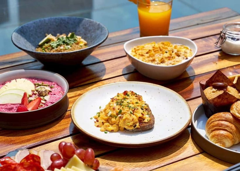 Bangkok: Weekend Breakfast Buffet at W Bangkok - Free-Flow Mimosas: How the Drink Fits Into Breakfast