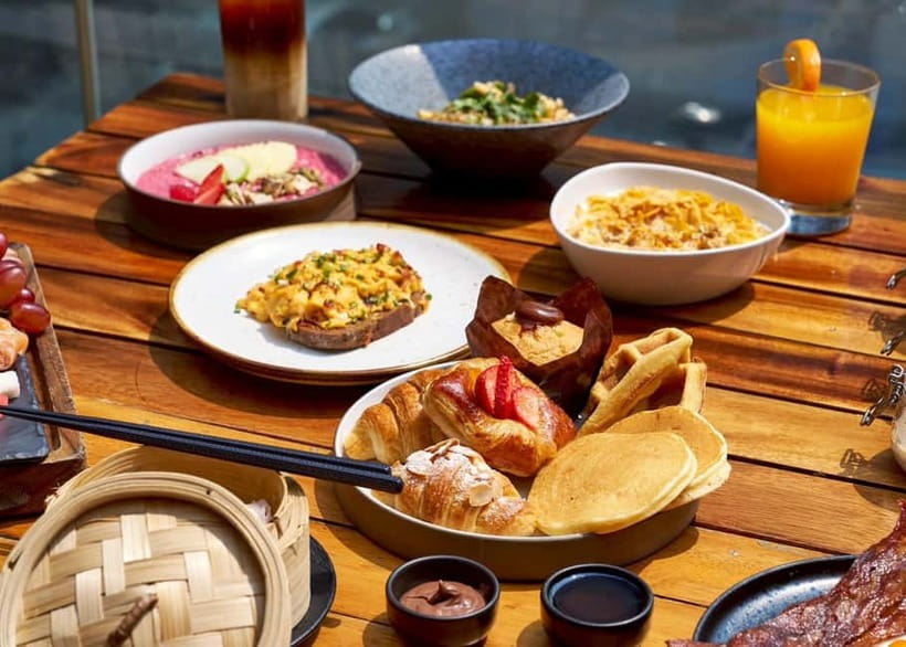 Bangkok: Weekend Breakfast Buffet at W Bangkok - Coffee and Takeaway Options: A Nice Bangkok-Friendly Touch