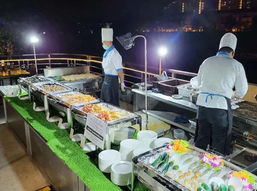 Bangkok: White Orchid Chao Phraya Cruise Free Flow Beer - From River Views to Real Night Photos: How to Get Great Shots
