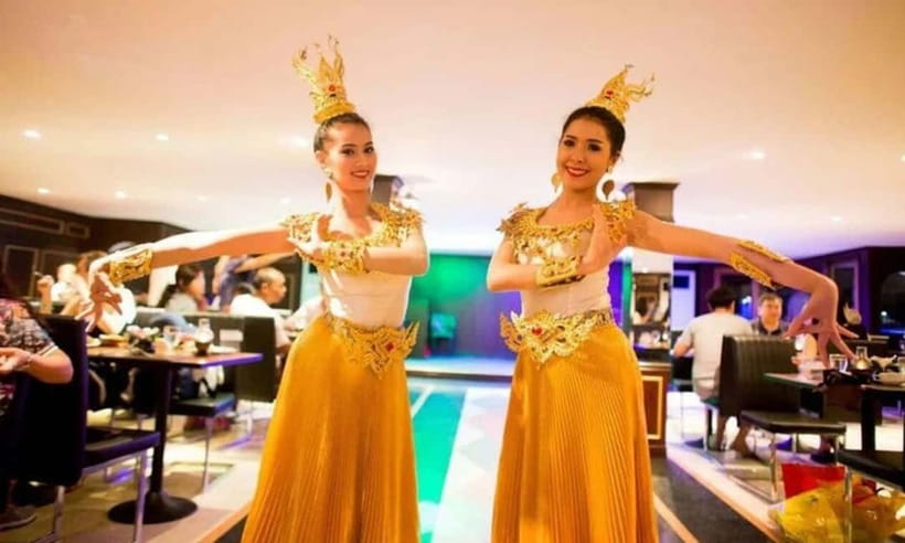 Bangkok: White Orchid Chao Phraya Cruise, Thai Buffet & Beer - Price and value: does $32 feel worth it?