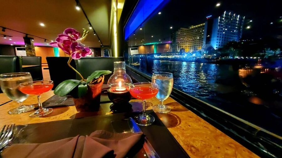 Bangkok: White Orchid Chao Phraya Dinner Cruise - Food Lines, Crowds, and How to Make It Feel Less Chaotic