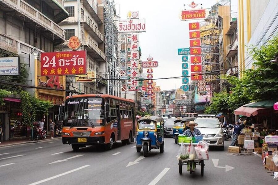 Bangkok with a Private Car and Driver Customizable Tours - Pickup, Airport Costs, and the 15-Minute Reality Check