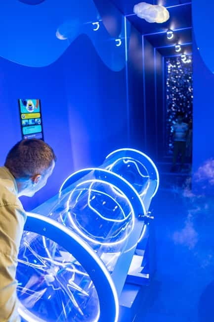Bangkok: Wow Park Interactive Amusement & Science Park - The Science Show and Experiments: Fun, Fast, and Hands-On