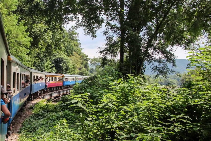 BKK : Private Tour River Kwai Bridge & Train to Krasae Cave - WWII cemetery: closing the day with care