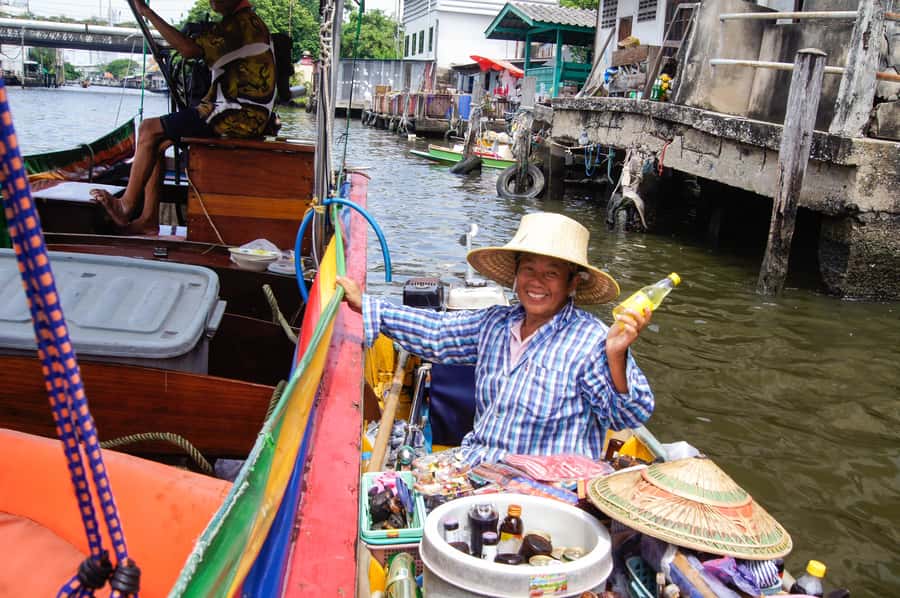 BKK’s Ultimate Food & Canal Tour "Tuk-Tuk Temples & Tastes" - Canal cruise on the Chao Phraya: temples, homes, and a cooler kind of Bangkok