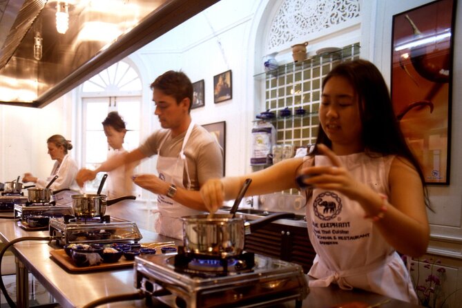 Blue Elephant Sathorn Bangkok Cooking School with Michelin Guide - The Morning Market Tour: Spices With a Purpose