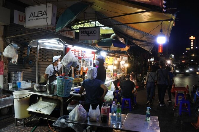 Chinatown Street Food Night Tour by Tuk Tuk in Bangkok - Yaowarat Road street food: how the tasting part really helps