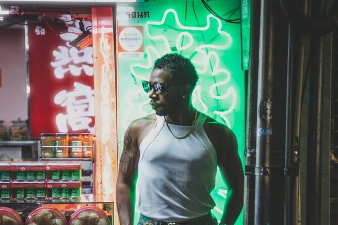 Chinatown (Yaowarat Road) Neon Photoshoot - Key highlights I think you’ll care about