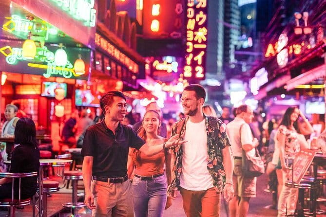 Chinatown (Yaowarat Road) Neon Photoshoot - Outfit rules that actually help the neon look