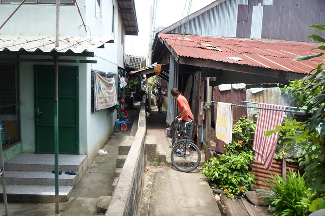 Colors of Bangkok - Meeting Point at ThailandBiking: Start Easy, Then Let the City Unspool