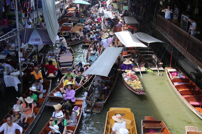 Colors of Damnoen Saduak from Bangkok - Damnoen Saduak Floating Market: what to do in 20 minutes