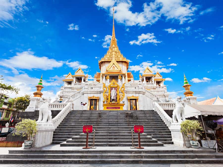 Customize Your Own Bangkok City & Surrounding Provinces Tour - Koh Kret and Pak Klong Talad: river life and sensory payoff