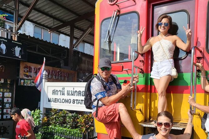 Damnoen Saduak Floating Market and Maeklong Railway Market Tour - Should you book this Damnoen Saduak and Maeklong combo?