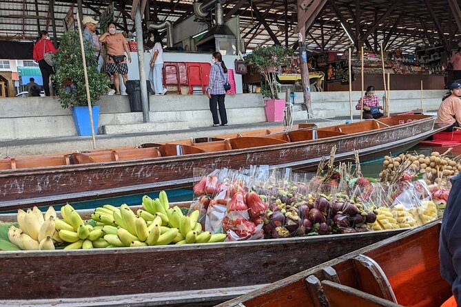Damnoen Saduak Floating Market & Maeklong Railway From Bangkok - Damnoen Saduak Floating Market: Boat Views, Then Real Shopping Time