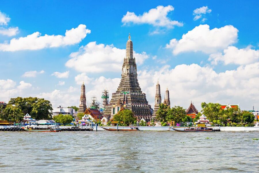 Damnoen Saduak, Reclining Buddha, and Wat Arun Private Tour - Damnoen Saduak Floating Market: Boat Ride Through the Canal World