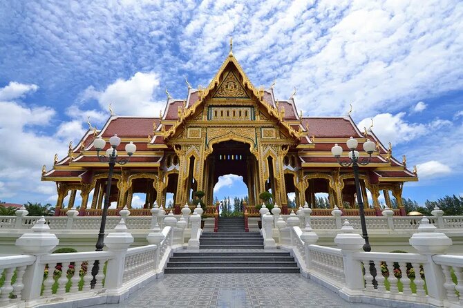 Day Tour of Ayutthaya and Bang Pa In - Lunch at 12:00 with Real Dietary Options
