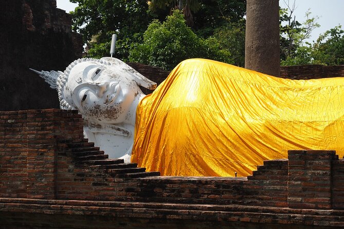 Definitive tour of 4 ancient capitals Ayutthaya ruins in Japanese - Lunch in Ayutthaya: simple, filling, and included