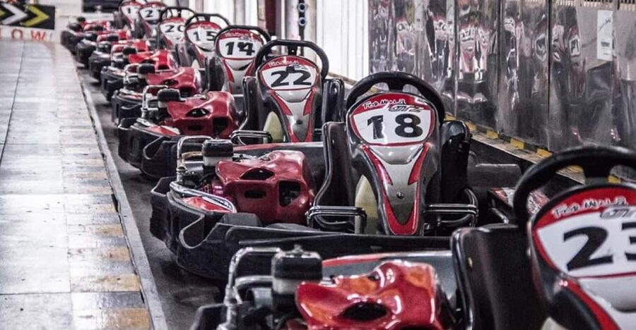 EasyKart Bangkok (RCA Plaza) : Go-Kart Racing Experience - Two tracks, real speed: how the racing feels lap to lap